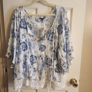 Unique Spectrum Blue Floral Blouse with Lace Trim